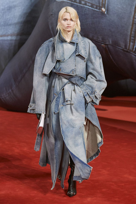 Sonbahar/Kış 2022 Defilelerinden En Önemli Anlar