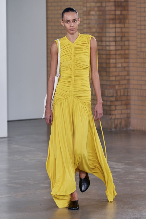 Sonbahar/Kış 2022 Defilelerinden En Önemli Anlar