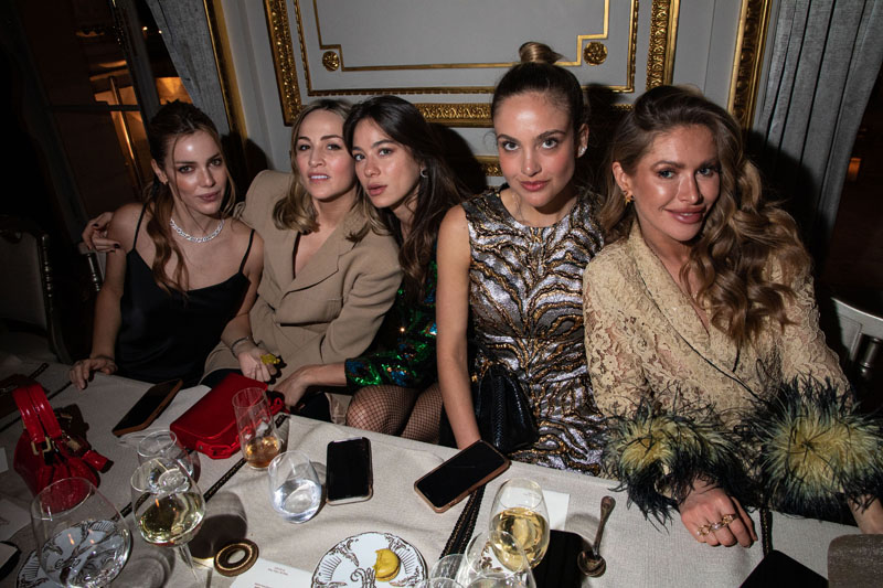 Serena Uziyel'den Paris Işıltısı