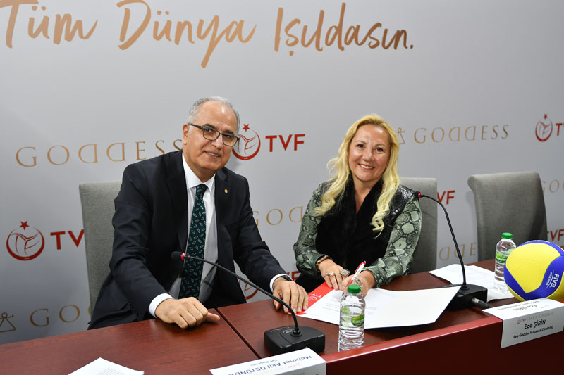 Bee Goddess milli voleybol takımlarının resmi sponsoru oldu