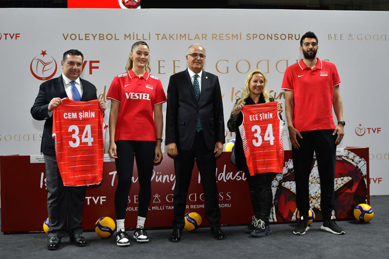 Bee Goddess milli voleybol takımlarının resmi sponsoru oldu
