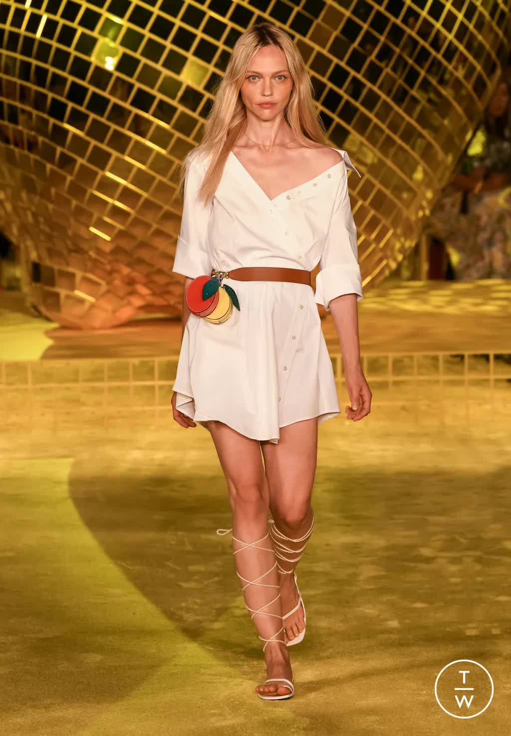 Yaz Sezonunun Favori Gömlek Elbiseleri