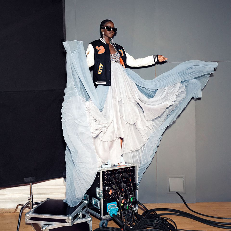 Off-White Gözlükler Yazı Selamlıyor