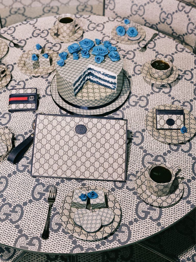 Gucci İle Mavi Rüya