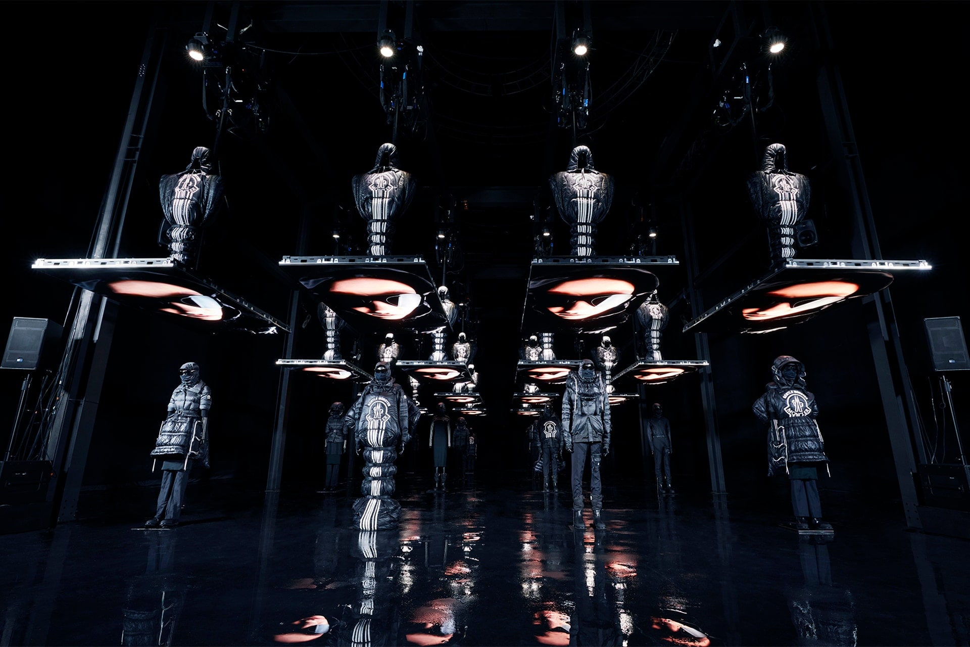 Fütürizm Rüzgarı: Gentle Monster x Moncler