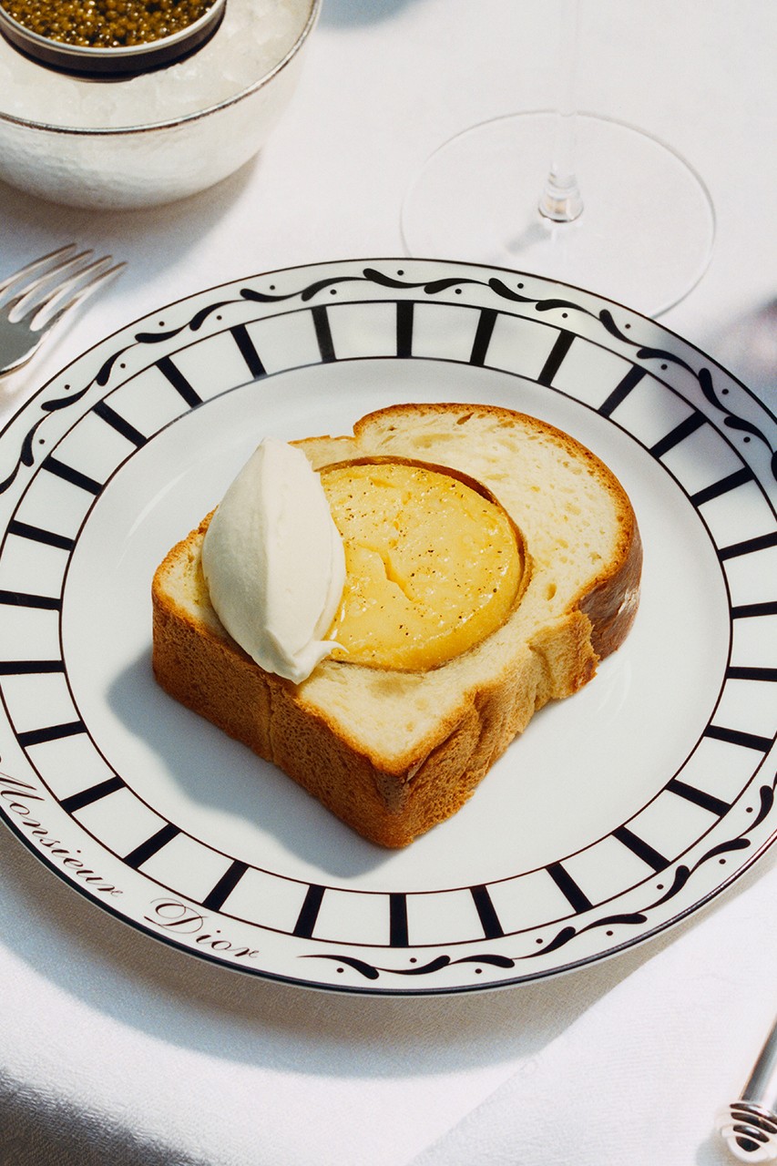 Monsieur Dior Restoranı Paris'te Açıldı