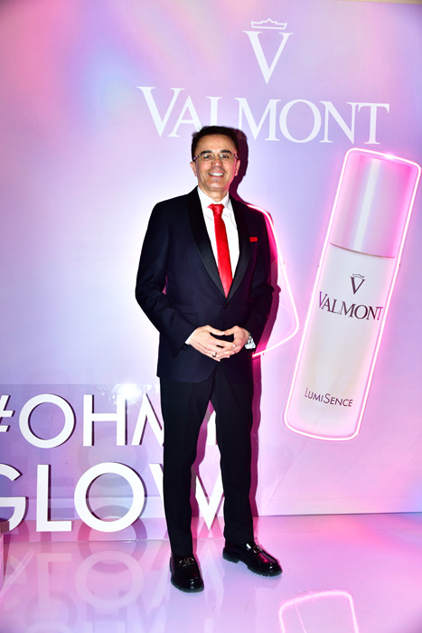 Valmont'tan Işıltılı Bir Davet