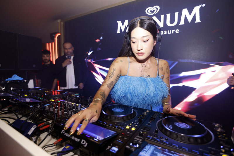 Dilan Çiçek Deniz Cannes’da  Kylie Minogue ve Peggy Gou ile