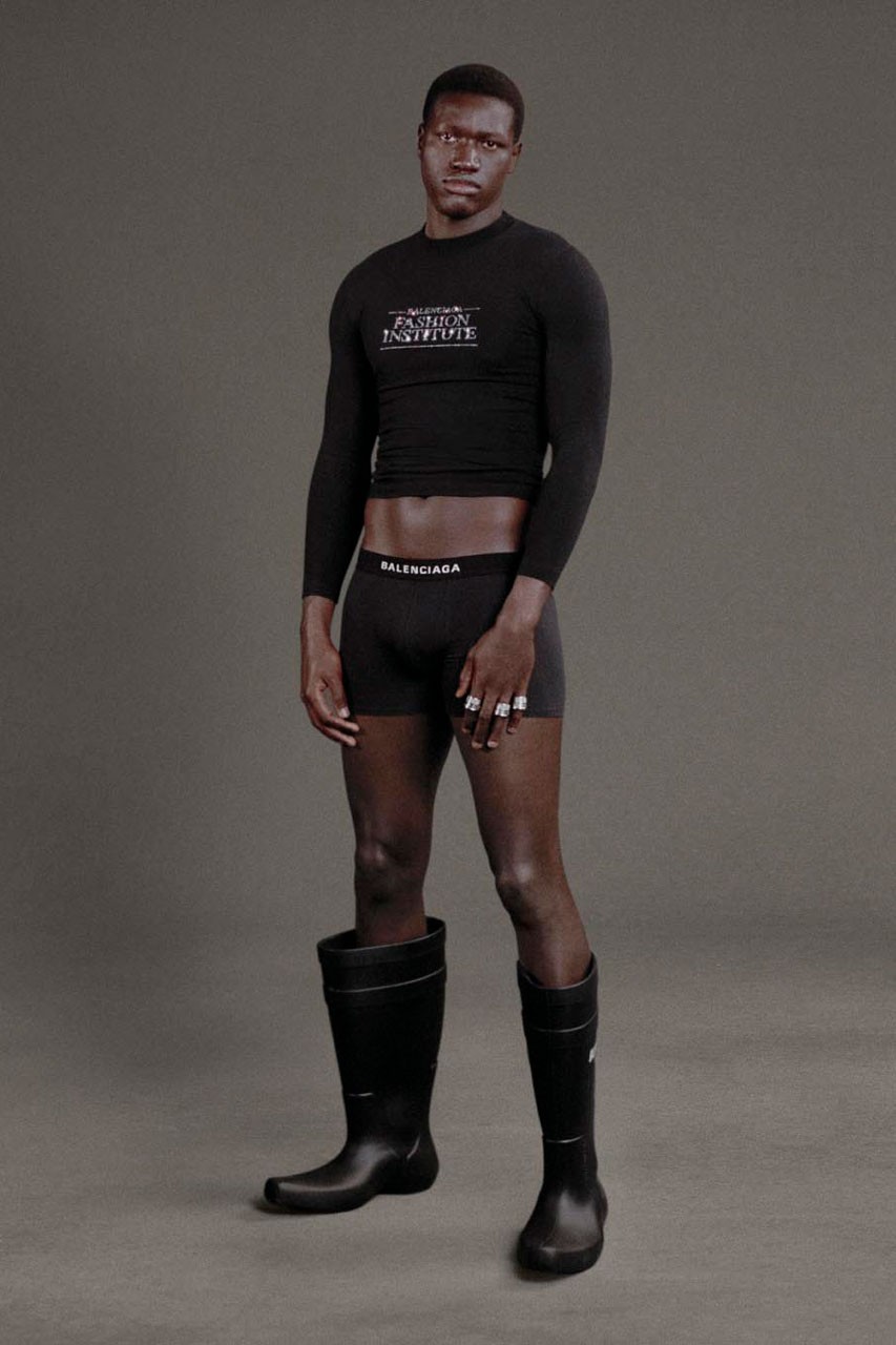 Bella Hadıd Ve Balencıaga Yeniden Bir Arada