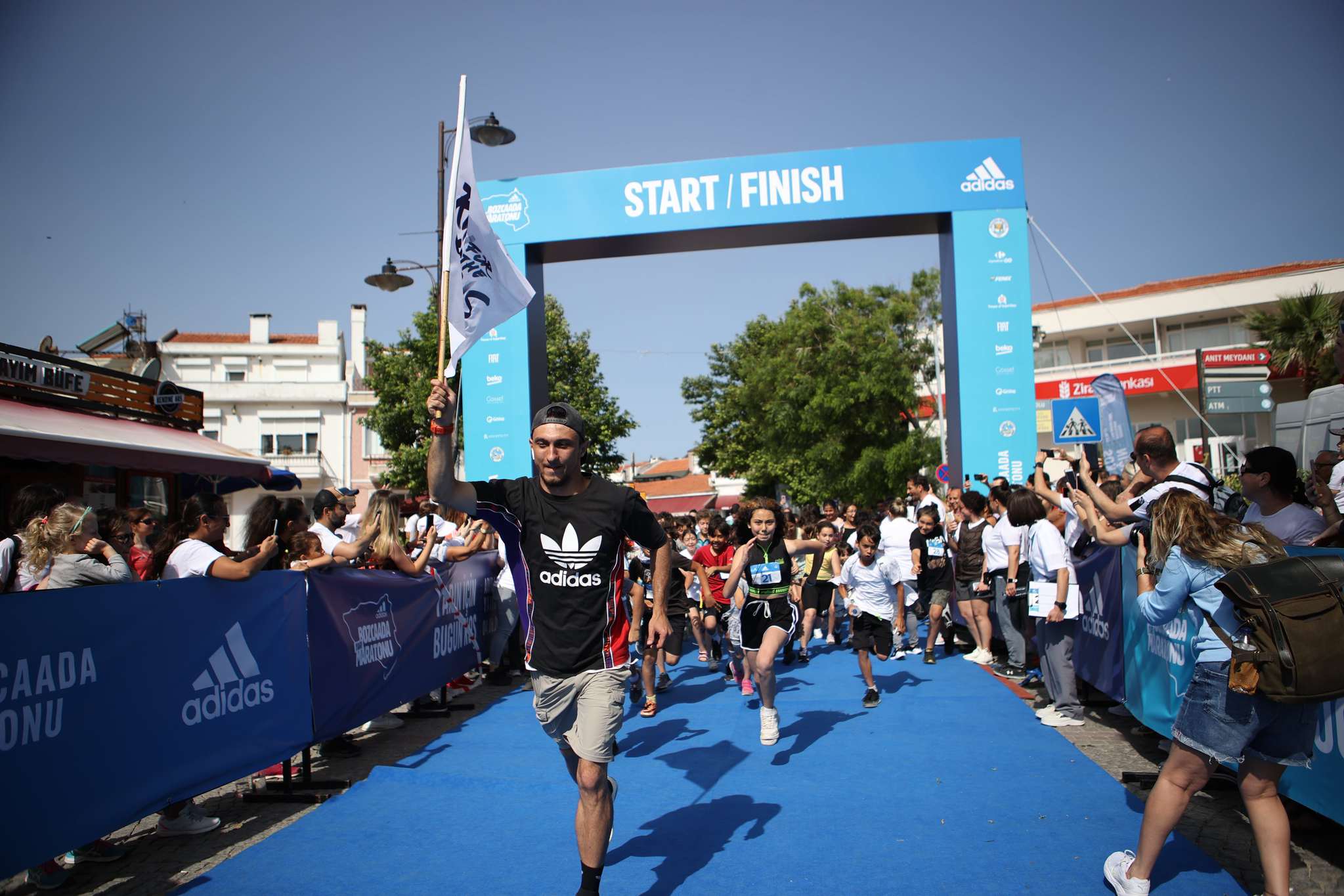adidas Bozcaada Yarı Maratonu İle Karşınızda