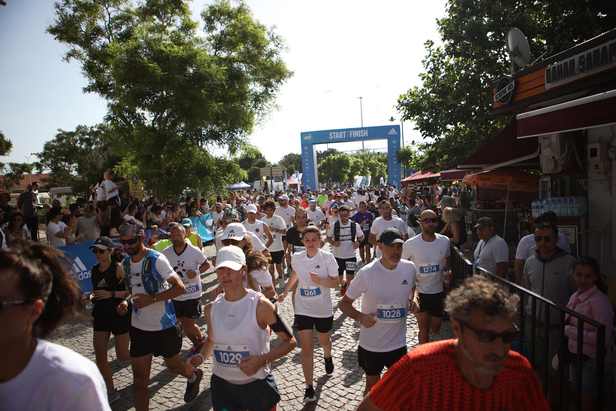 adidas Bozcaada Yarı Maratonu İle Karşınızda