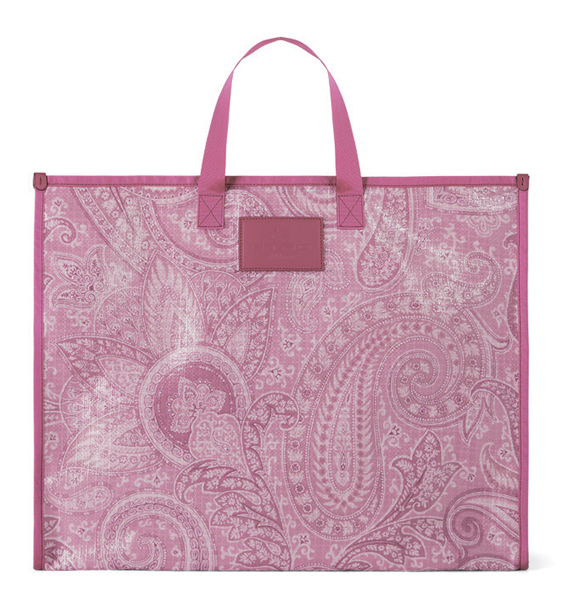 Seyahat Çantanızda Olmayı Hakedenler