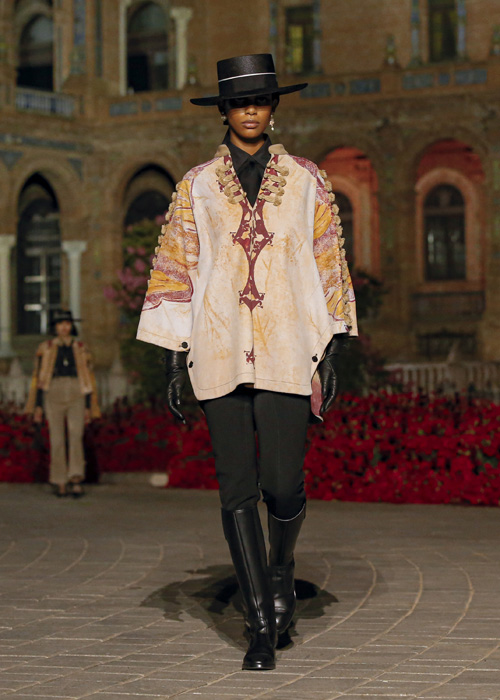 Dior Cruise 2023: Şiirsel Bir İspanyol Şovu