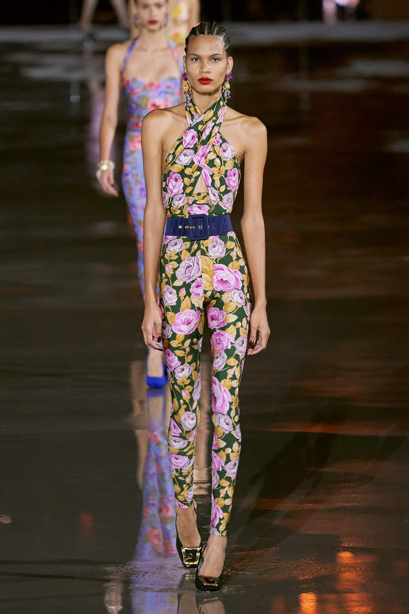 Saint Laurent İle Yazın Favori Tulumları