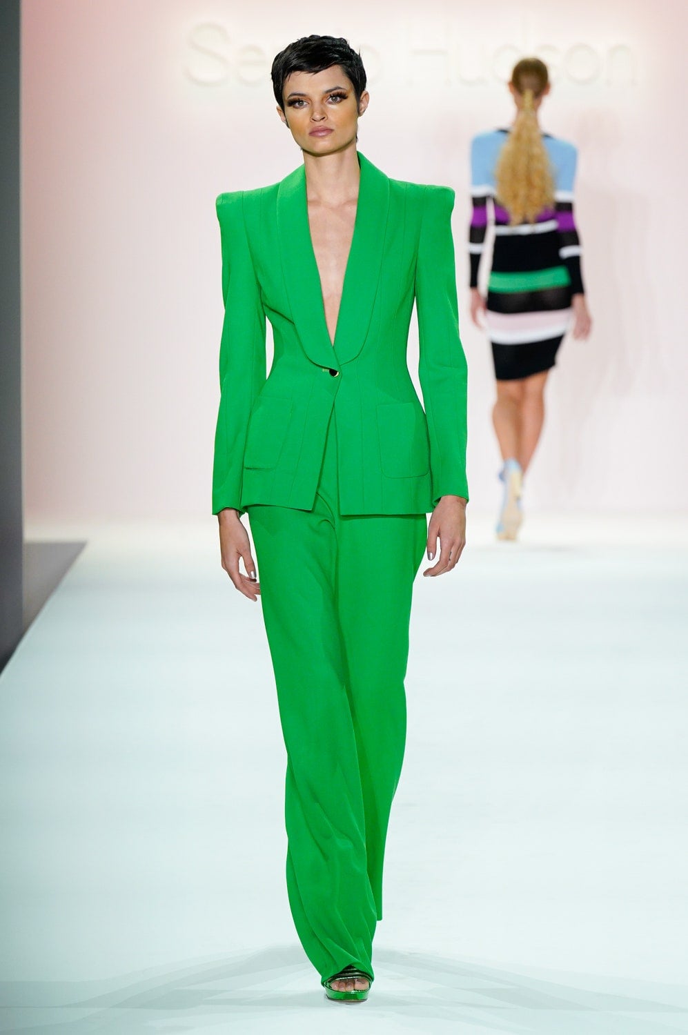 Yaz Resmiyeti: Favori Takım Elbiseler