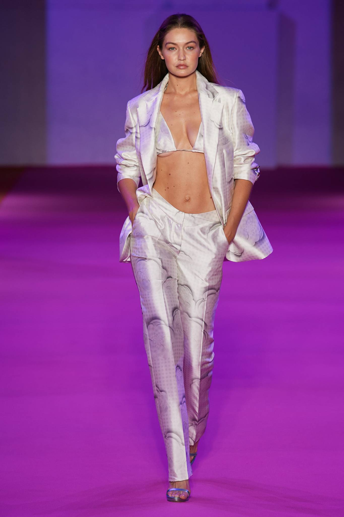 Yaz Resmiyeti: Favori Takım Elbiseler