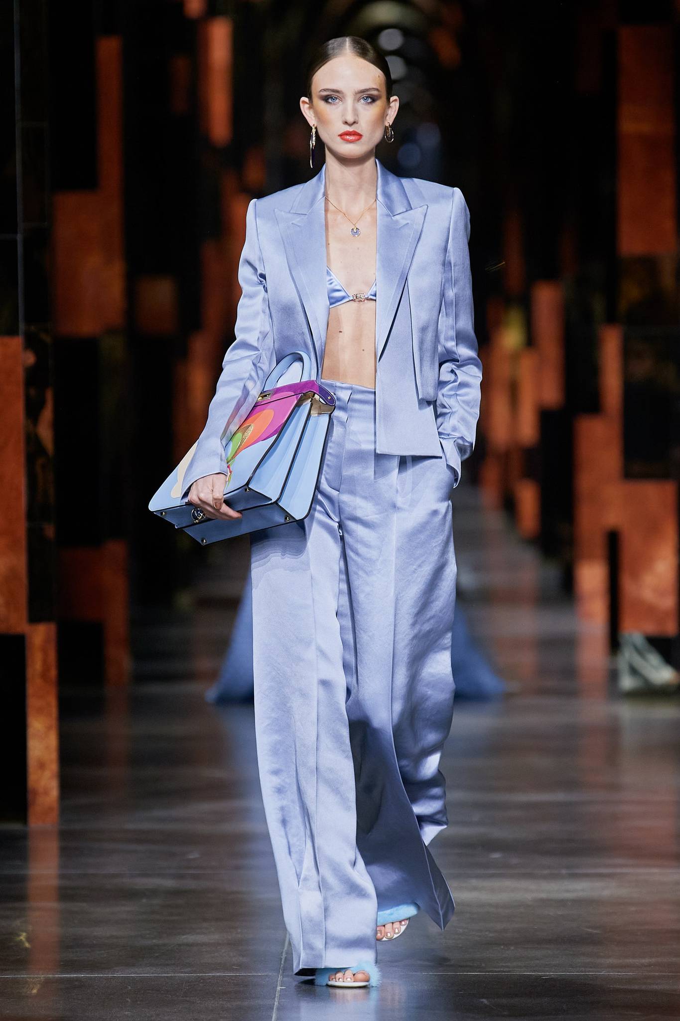 Yaz Resmiyeti: Favori Takım Elbiseler