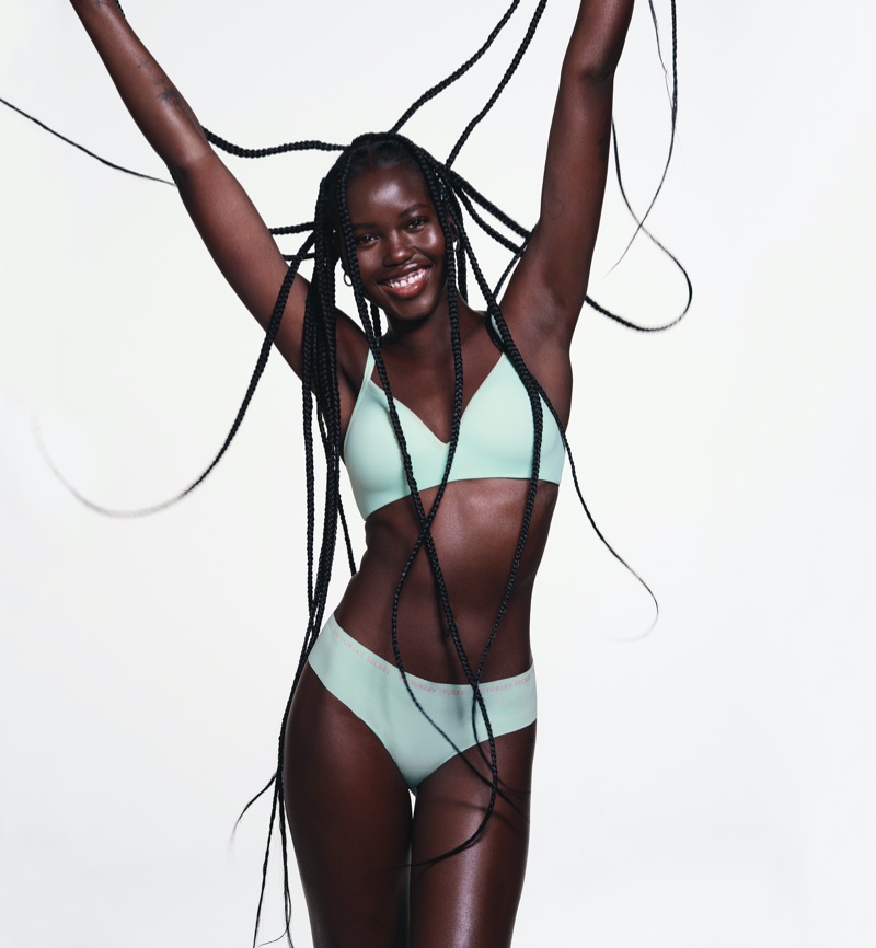 Bella Hadid Ve Hailey Bieber Bir Arada