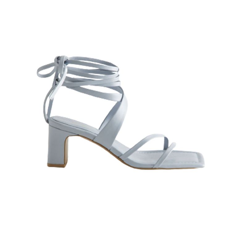 Her Yaz Giyebileceğiniz Topuklu Sandaletler