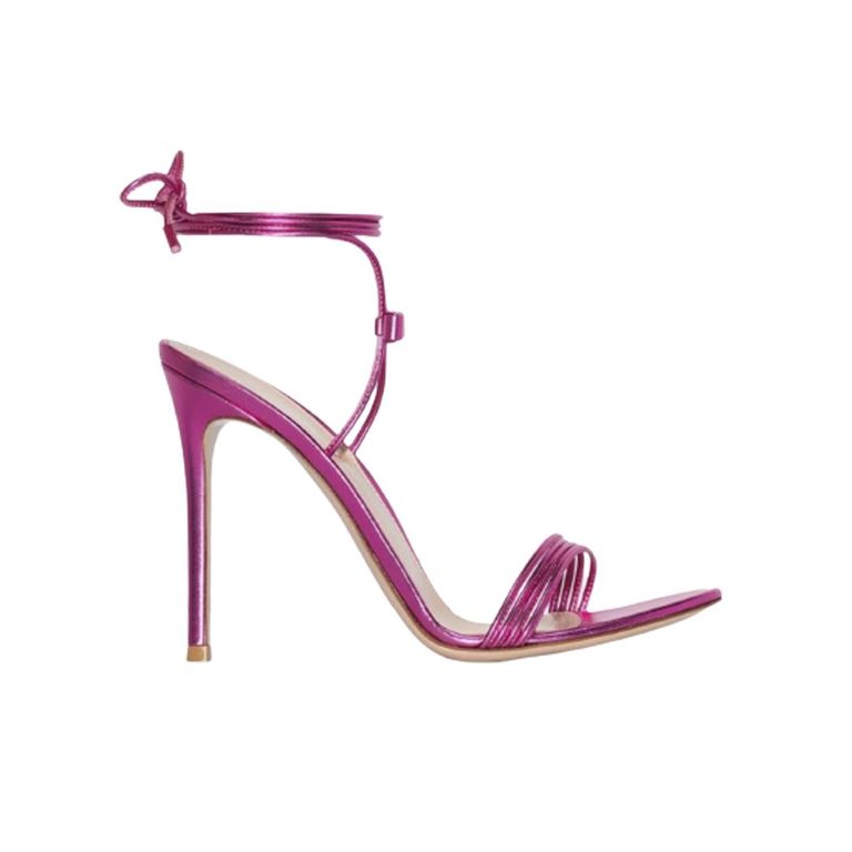 Her Yaz Giyebileceğiniz Topuklu Sandaletler