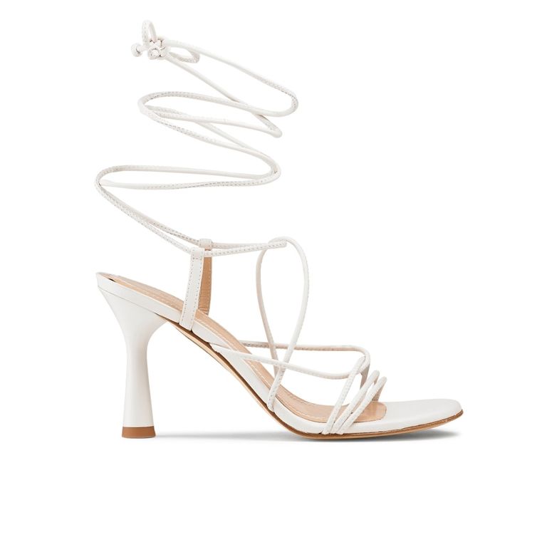 Her Yaz Giyebileceğiniz Topuklu Sandaletler