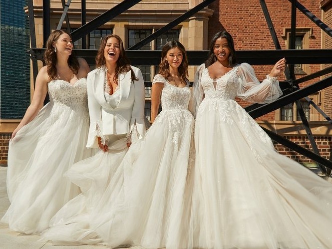 Pronovias ve Ashley Graham'dan İkinci Koleksiyon