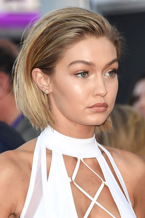 Saç Kestirme Perileri İş Başında: Ünlü Küt Saç Modelleri