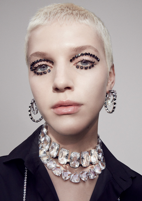 Swarovski Sonbahar/Kış 2022 Koleksiyonunun Göz Alıcı Işıltısını Kutluyor!