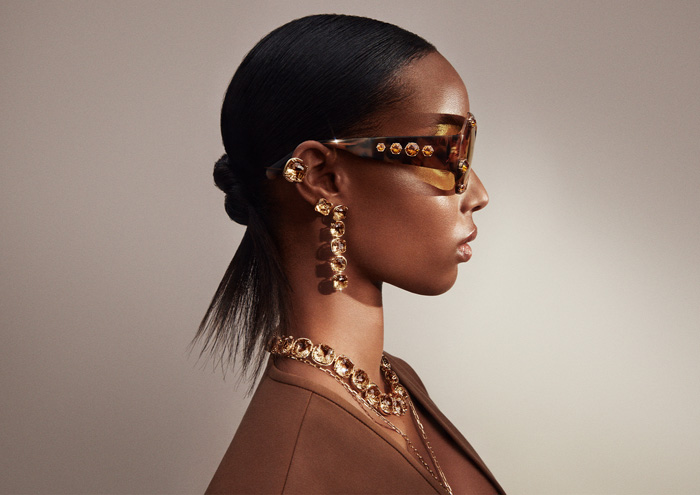 Swarovski Sonbahar/Kış 2022 Koleksiyonunun Göz Alıcı Işıltısını Kutluyor!