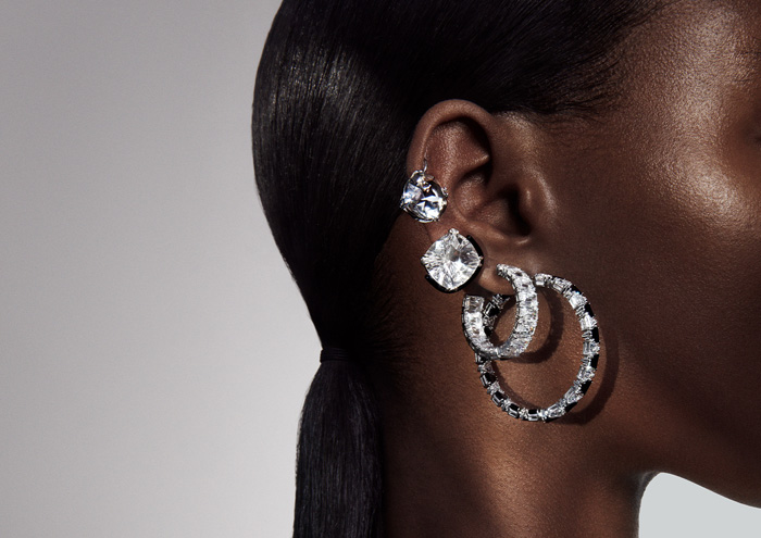 Swarovski Sonbahar/Kış 2022 Koleksiyonunun Göz Alıcı Işıltısını Kutluyor!