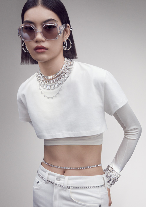 Swarovski Sonbahar/Kış 2022 Koleksiyonunun Göz Alıcı Işıltısını Kutluyor!