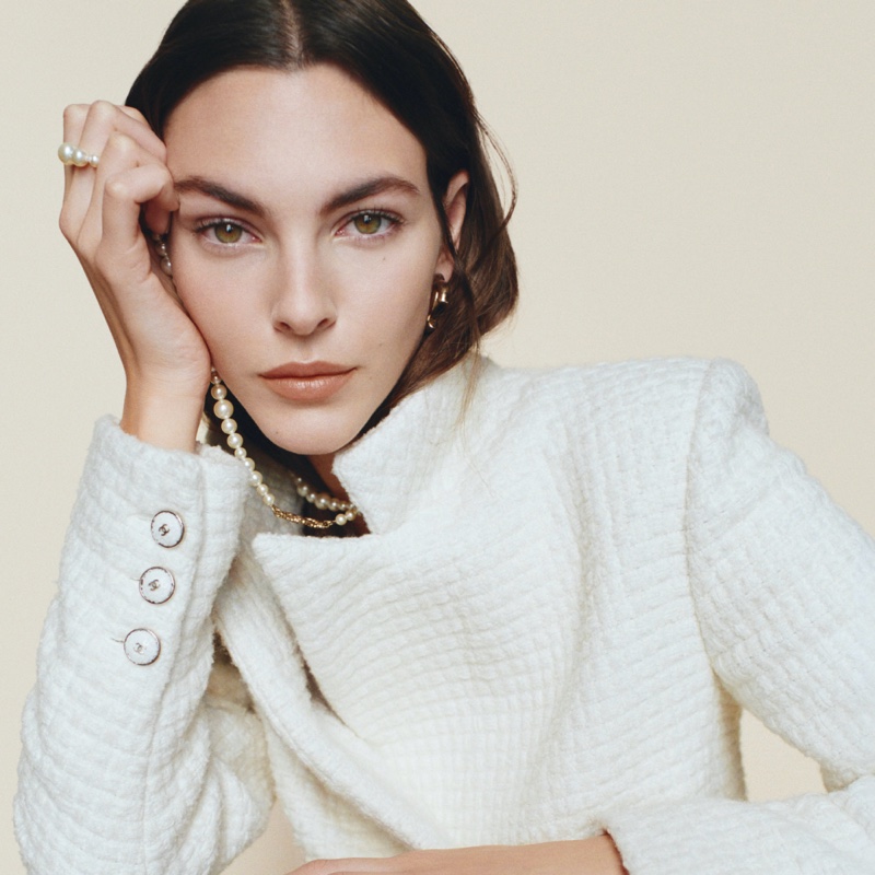 Chanel Kusursuz Güzelliği Tanımlıyor