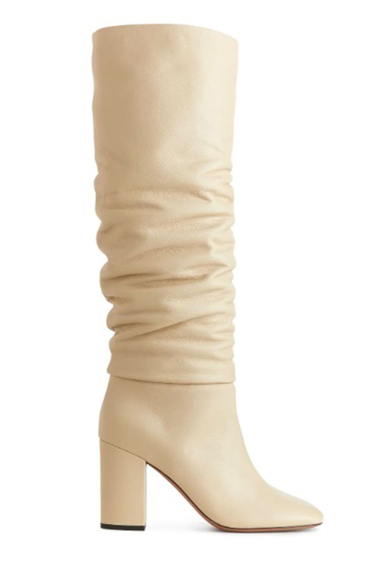 Sonbahar Favorisi: Dizüstü Çizmeler