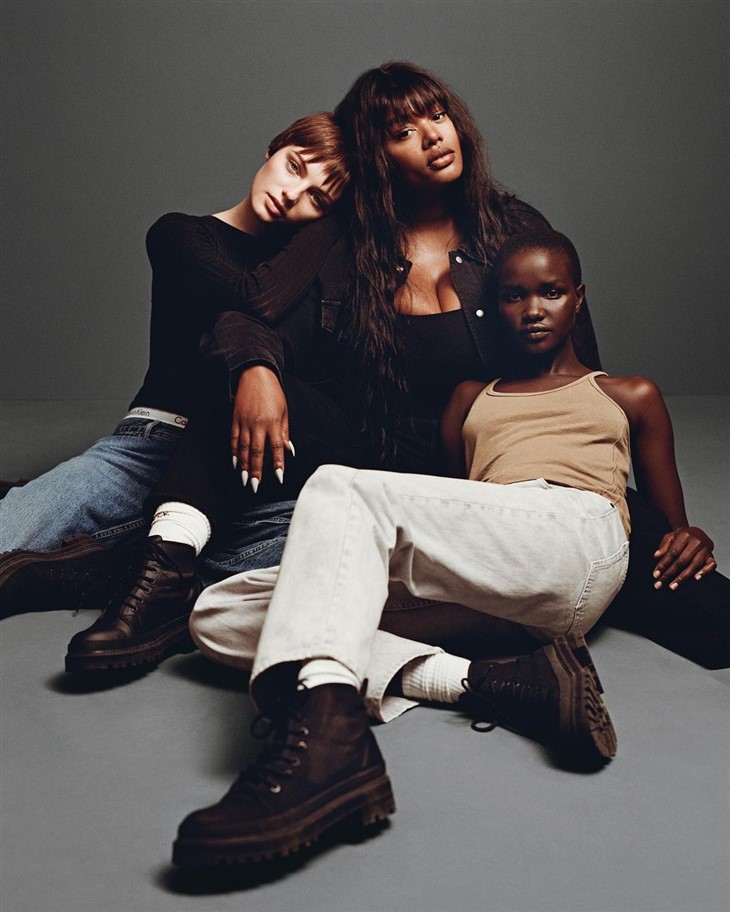 Calvin Klein İle Yıldızlar Geçidi