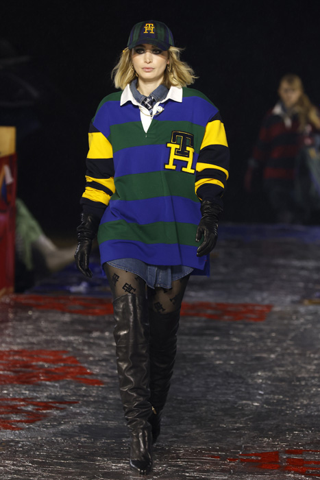Hilfiger'ın Andy Warhol'dan İlham Aldığı Şov: Tommy Factory