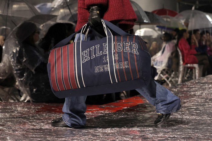 Hilfiger'ın Andy Warhol'dan İlham Aldığı Şov: Tommy Factory