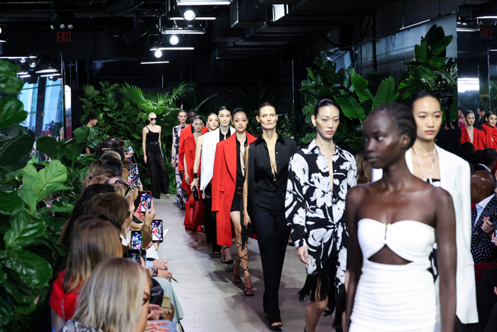 Michael Kors İlkbahar/Yaz 2023