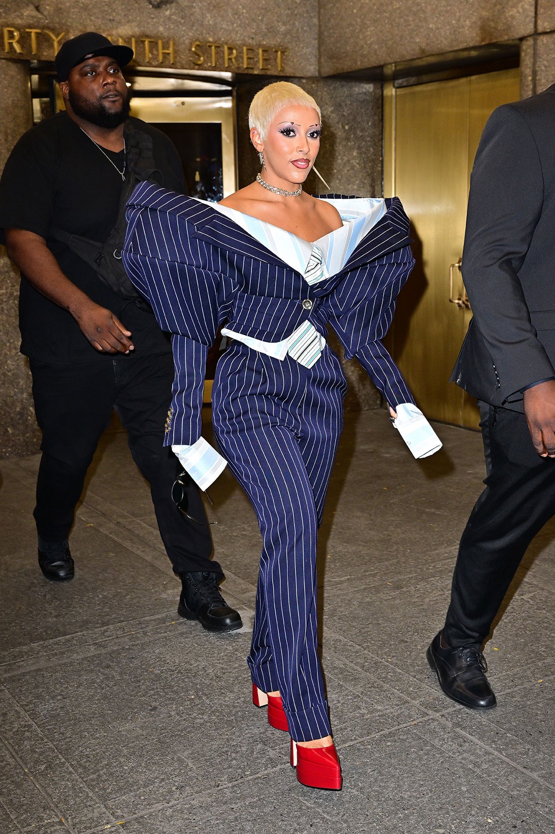 Doja Cat New York Moda Haftası'na Damga Vurdu