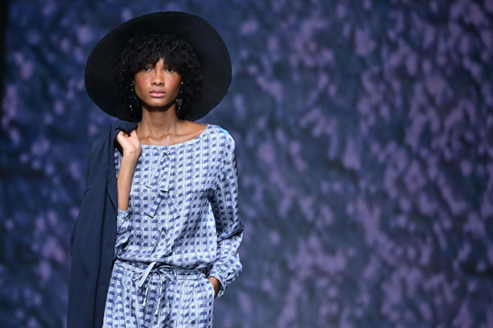 Emporio Armani İlkbahar/Yaz 2023