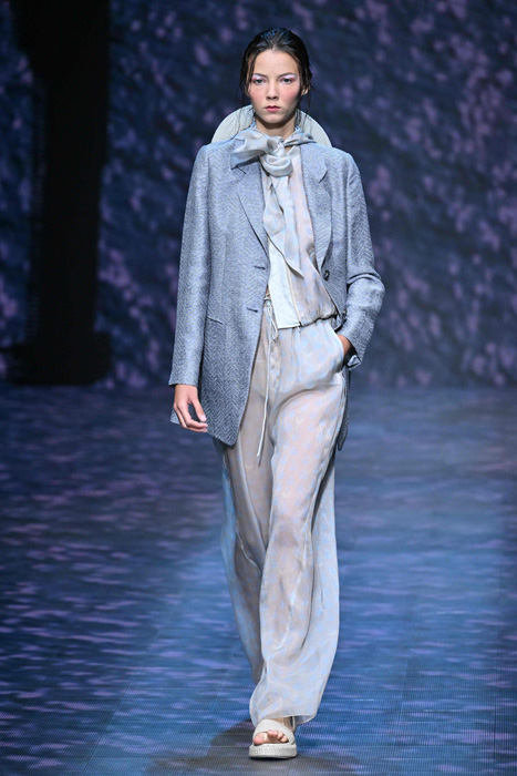 Emporio Armani İlkbahar/Yaz 2023