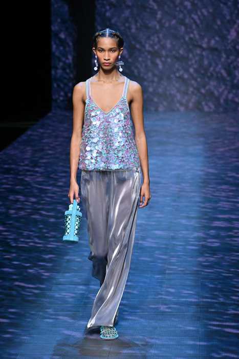 Emporio Armani İlkbahar/Yaz 2023