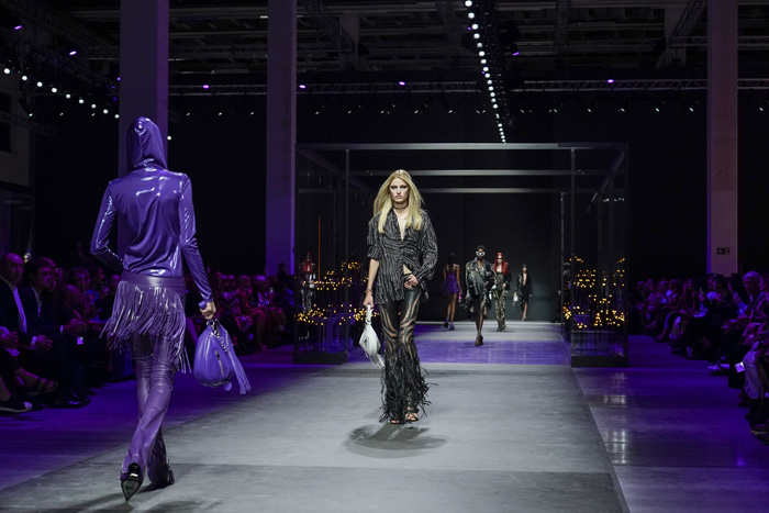 Versace İlkbahar/Yaz 2023