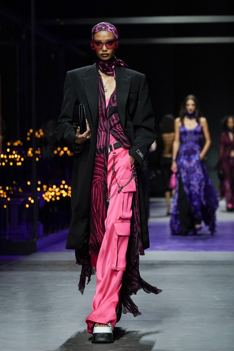 Versace İlkbahar/Yaz 2023