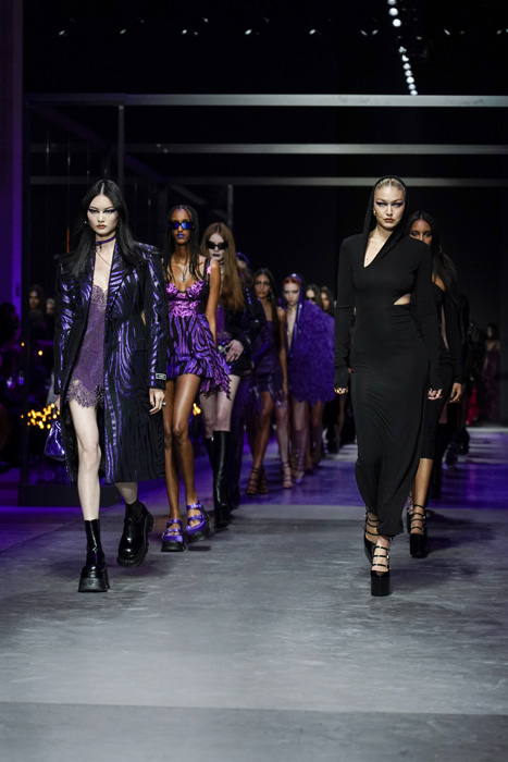 Versace İlkbahar/Yaz 2023