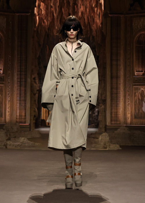 Dior İlkbahar/Yaz 2023: Büyülü Barok