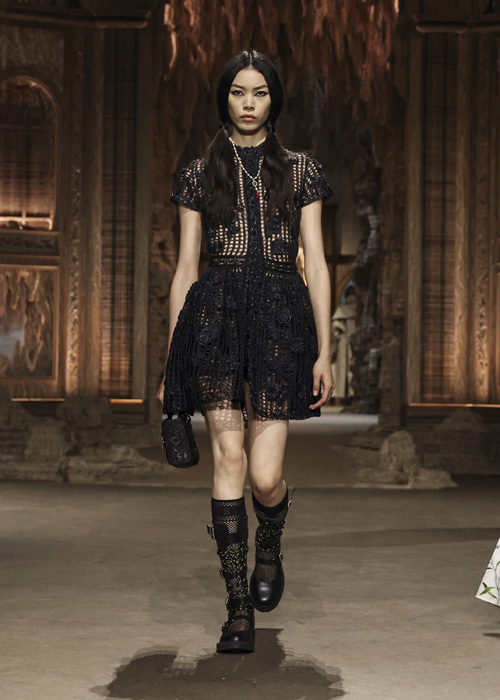 Dior İlkbahar/Yaz 2023: Büyülü Barok