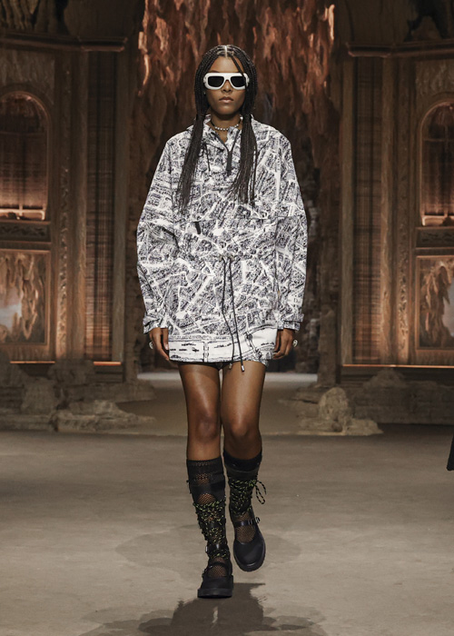 Dior İlkbahar/Yaz 2023: Büyülü Barok