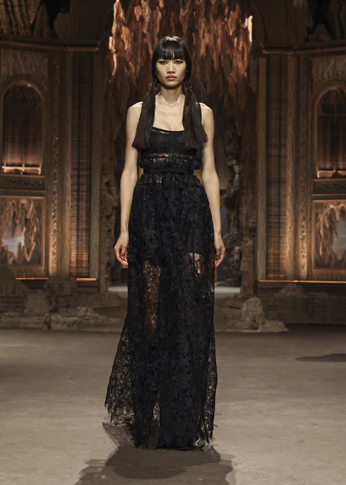 Dior İlkbahar/Yaz 2023: Büyülü Barok