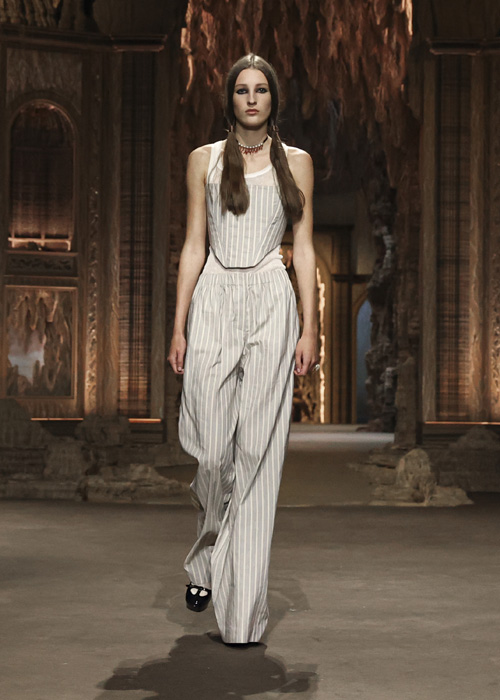 Dior İlkbahar/Yaz 2023: Büyülü Barok