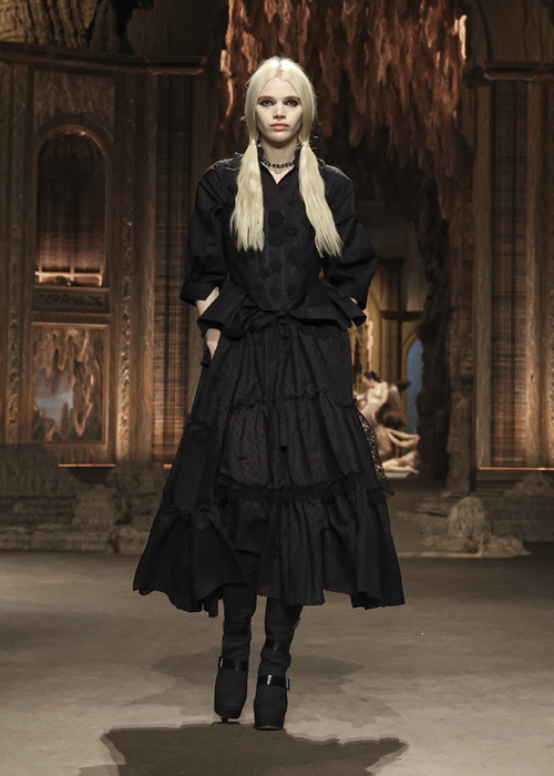 Dior İlkbahar/Yaz 2023: Büyülü Barok